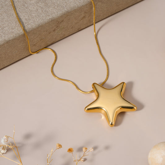 Gold Super Star Necklace