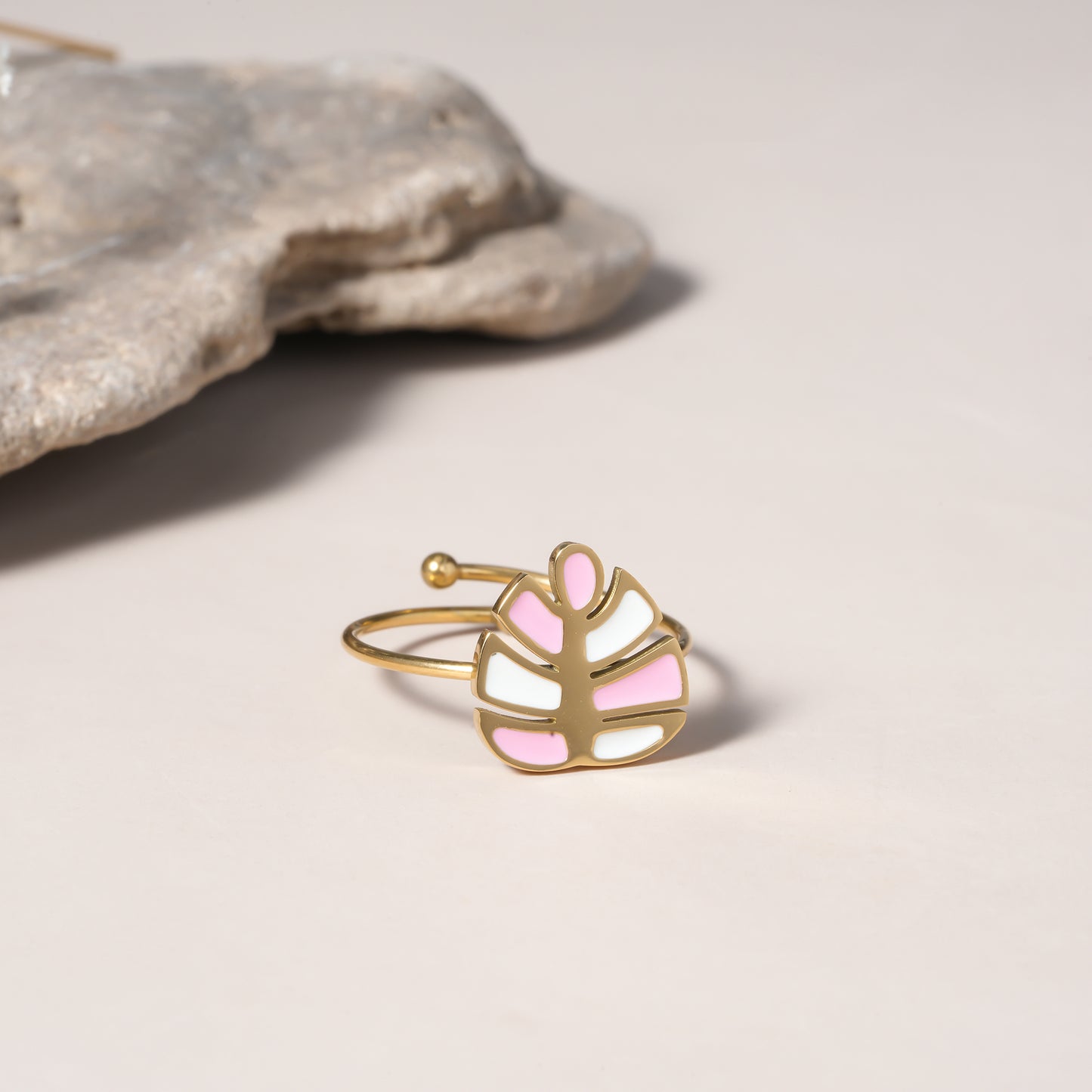 Enamel Tropical Palm Tree Ring