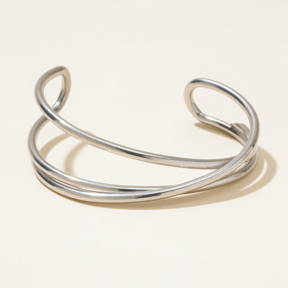 Elegant Silver Adjustable Bracelet