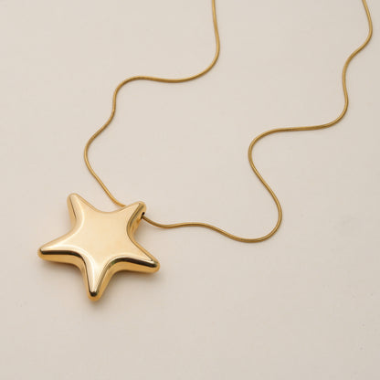 Gold Super Star Necklace